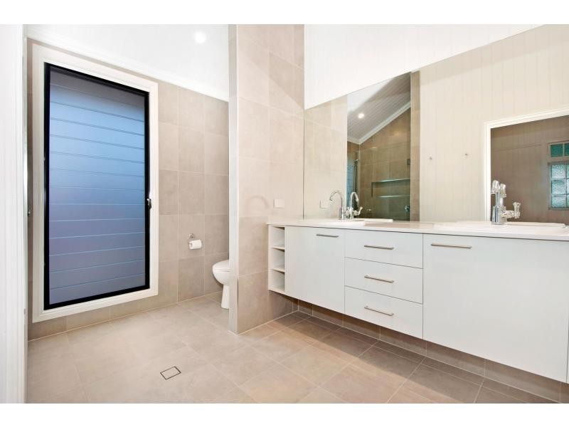 105 Clara Street, Corinda QLD 4075