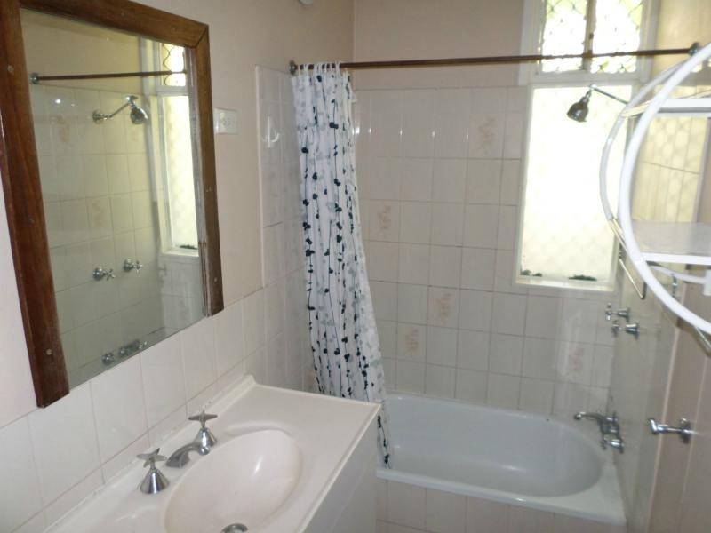 690 Oxley Road, Corinda QLD 4075