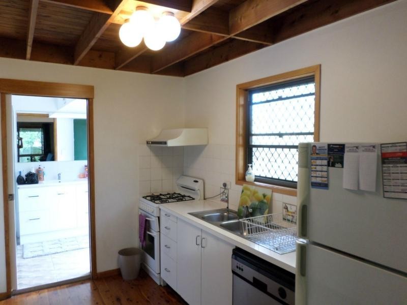 44 Graceville Avenue, Graceville QLD 4075