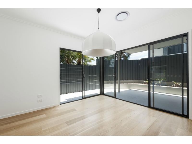 19 Paragon Street, Yeronga QLD 4104