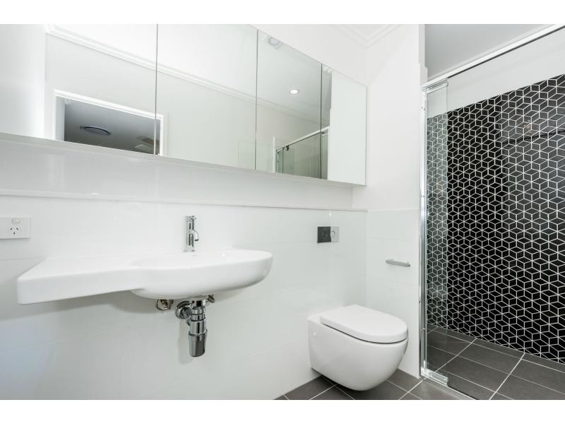 19 Paragon Street, Yeronga QLD 4104