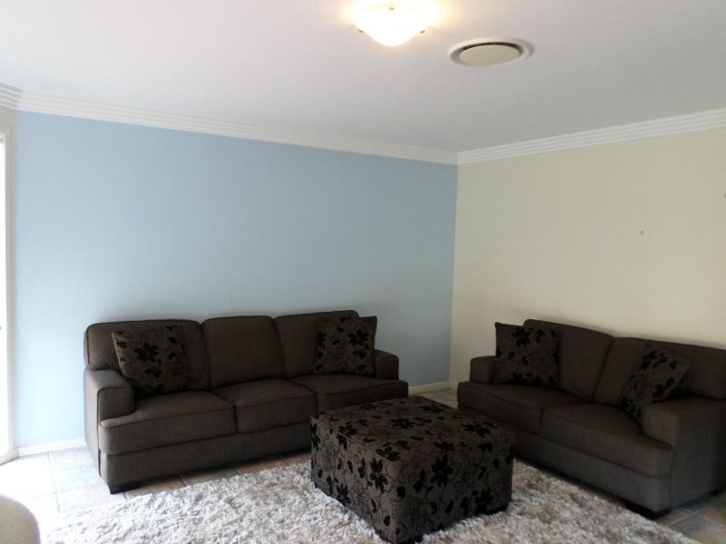 2 Ruling Close, Sinnamon Park QLD 4073