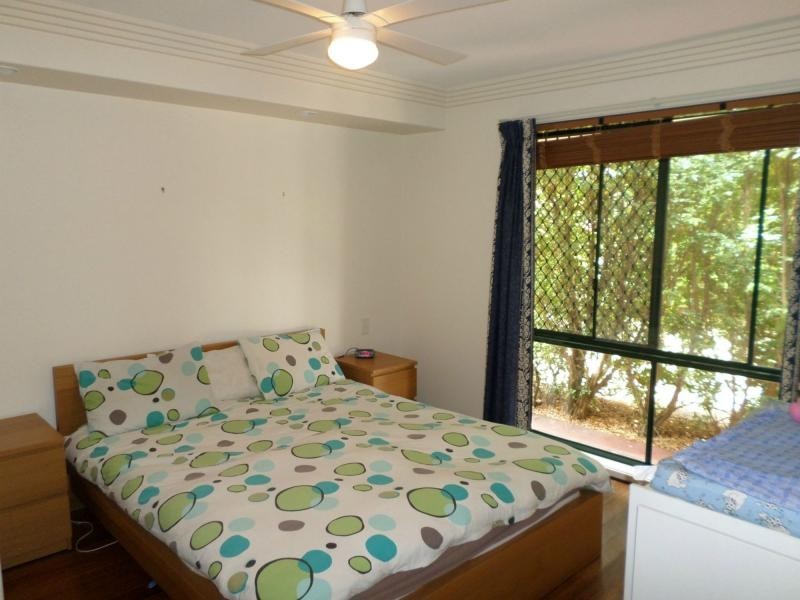 2 Ruling Close, Sinnamon Park QLD 4073