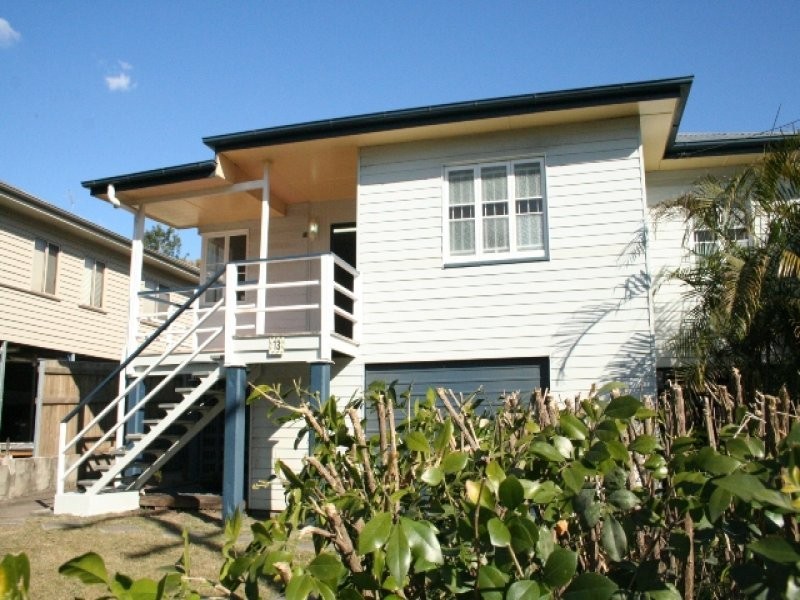 13 Waratah Avenue, Graceville QLD 4075