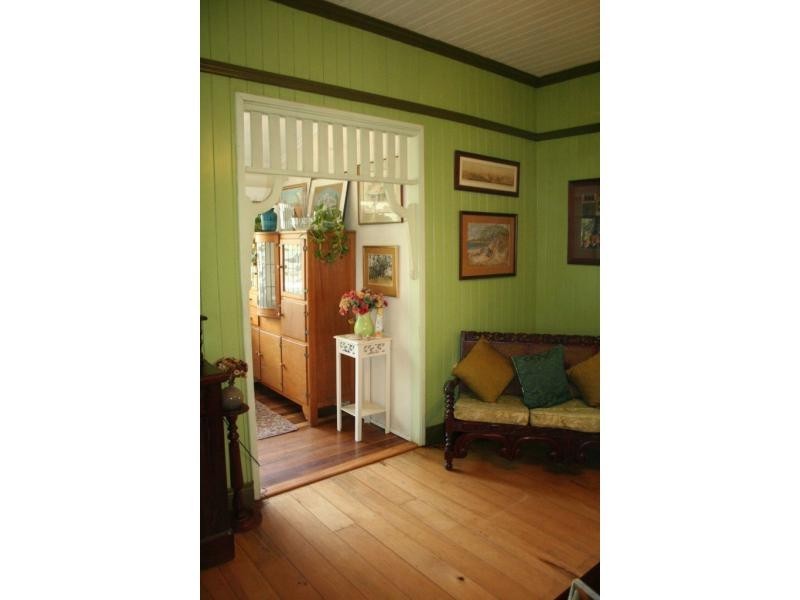 9 Skew Street, Sherwood QLD 4075