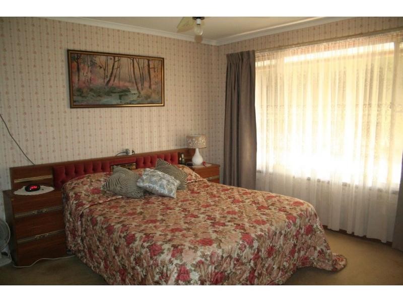 16 Shirley Street, Redbank Plains QLD 4301