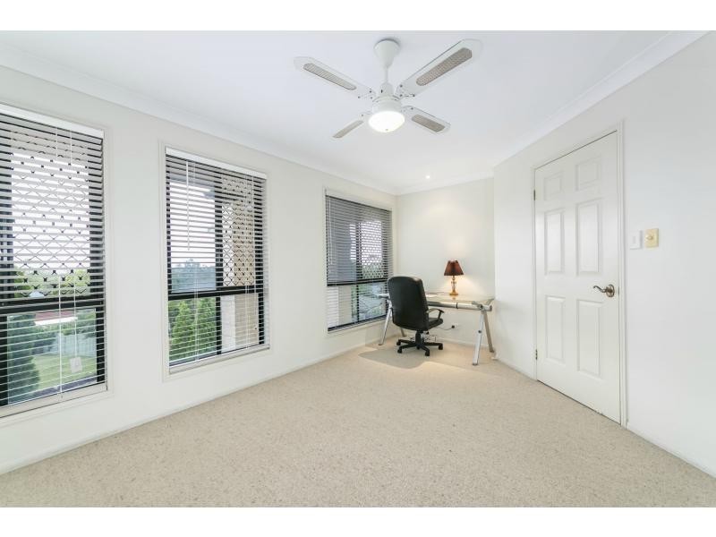 8 Jorgenson Close, Forest Lake QLD 4078