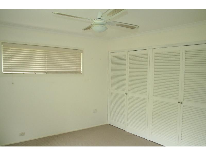 4 Rinora Street, Corinda QLD 4075