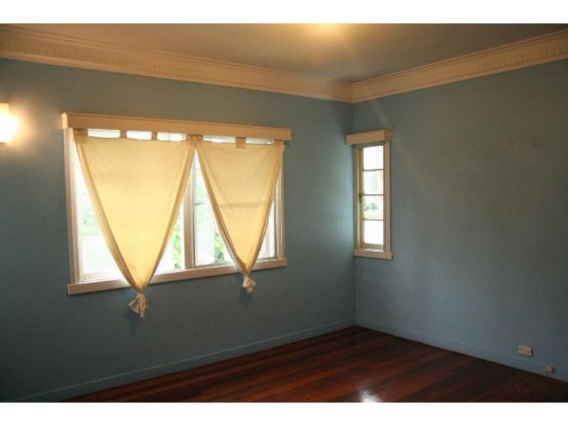 20 Strong Avenue, Graceville QLD 4075