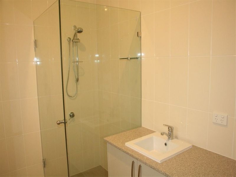 34 Lancelot Street, Tennyson QLD 4105