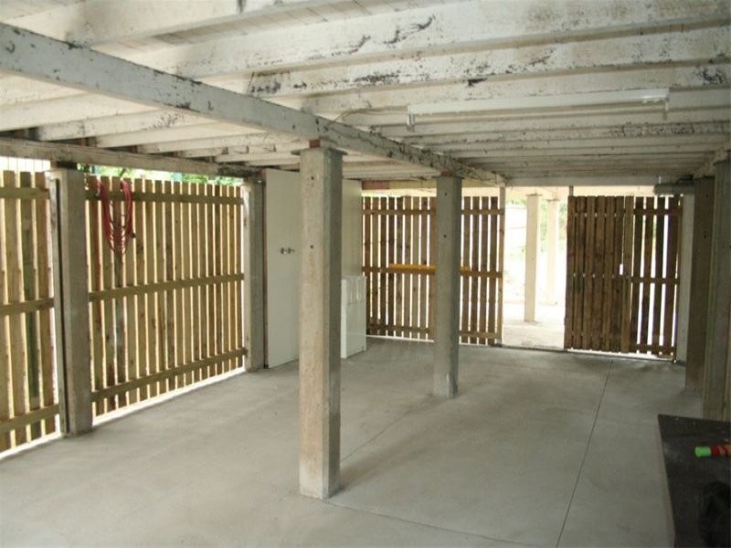 34 Lancelot Street, Tennyson QLD 4105