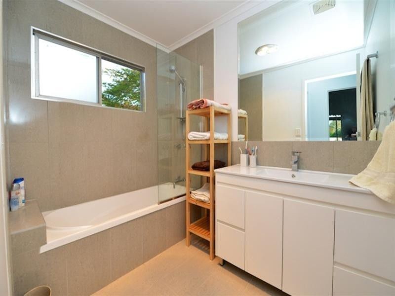 88 White Street, Graceville QLD 4075