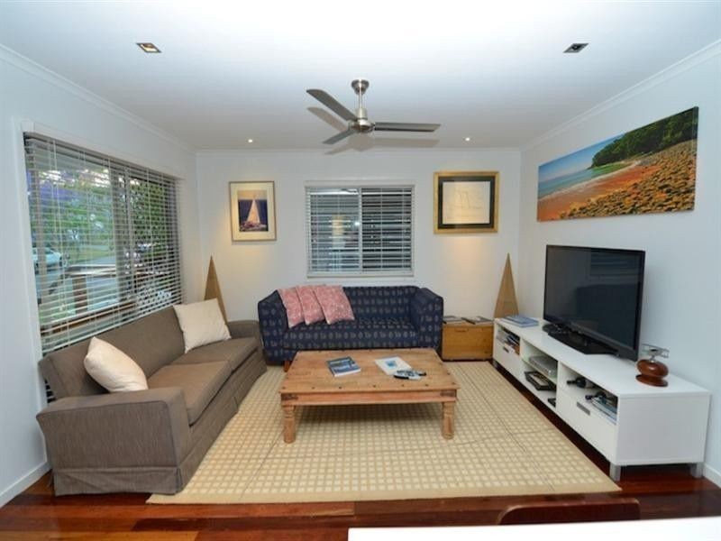 88 White Street, Graceville QLD 4075