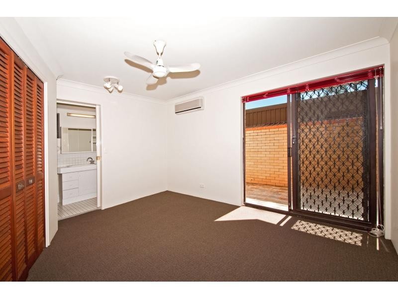 Unit 2/116 Clarence Road, Indooroopilly QLD 4068