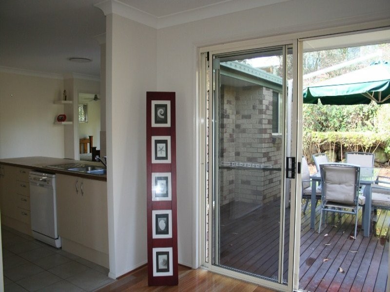 Seventeen Mile Rocks QLD 4073