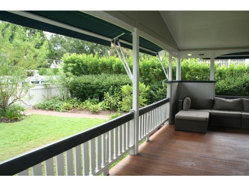 32 Hazelmere Parade, Sherwood QLD 4075