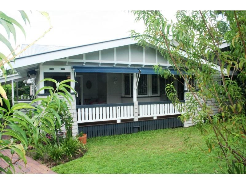 32 Hazelmere Parade, Sherwood QLD 4075