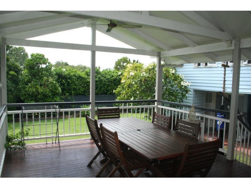 32 Hazelmere Parade, Sherwood QLD 4075