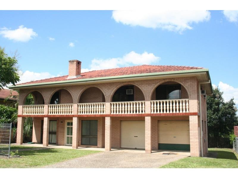 864 Oxley Road, Oxley QLD 4075