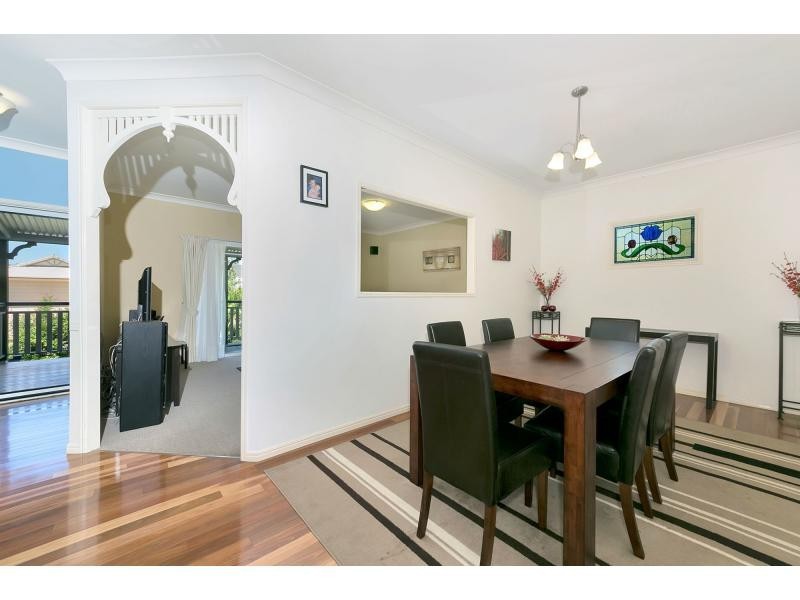 9 Cheltenham Place, Forest Lake QLD 4078
