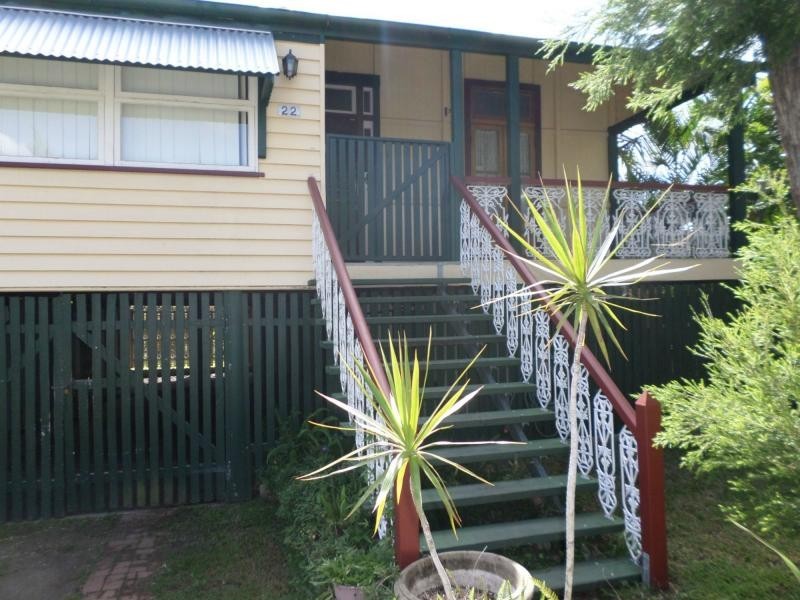 22 Sandon Street, Graceville QLD 4075