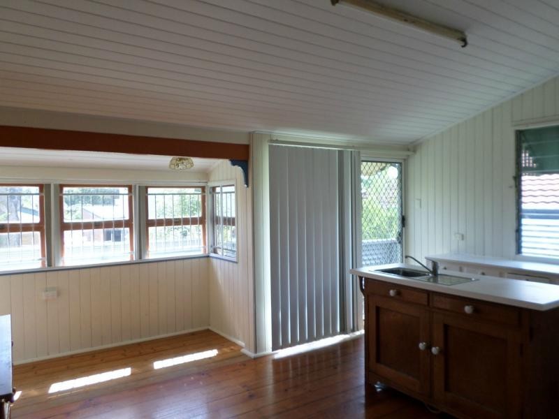 22 Sandon Street, Graceville QLD 4075