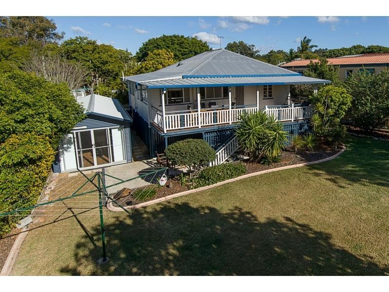 26 Davies Street, Oxley QLD 4075