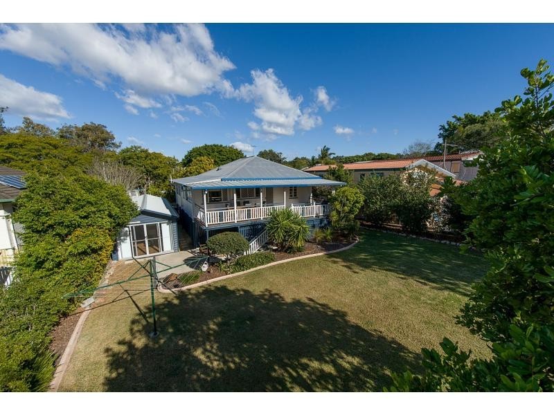 26 Davies Street, Oxley QLD 4075