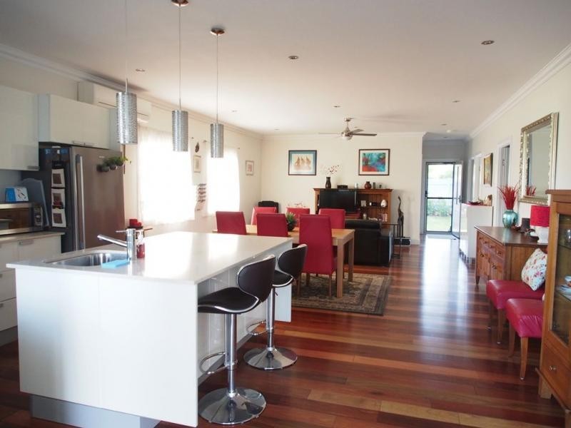 48 White Street, Graceville QLD 4075