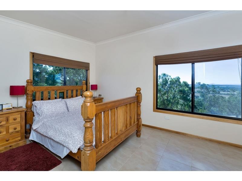 15 Anthony Court, Summerholm QLD 4341