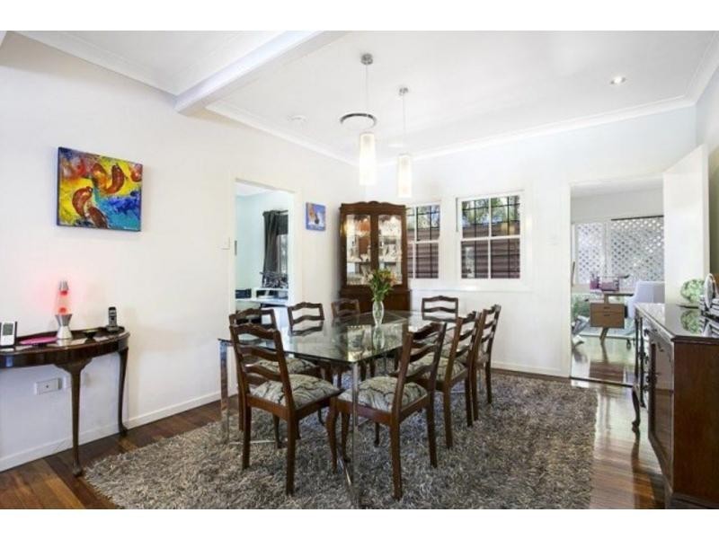 15 Haldane Street, Graceville QLD 4075