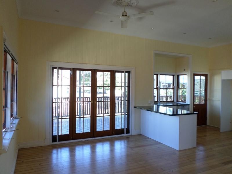 50 Rakeevan Road, Graceville QLD 4075