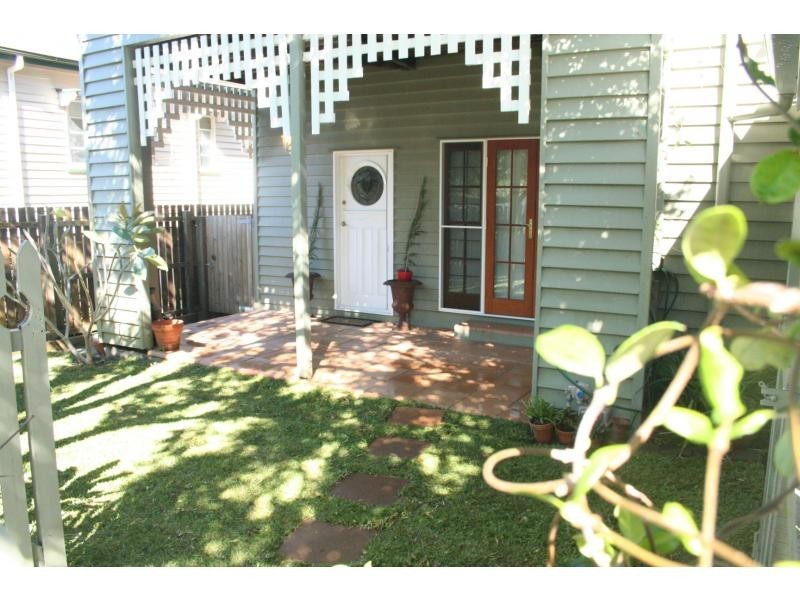 50 Rakeevan Road, Graceville QLD 4075