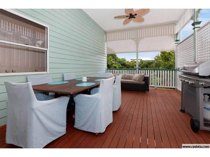 17 Lockwood Street, Sherwood QLD 4075