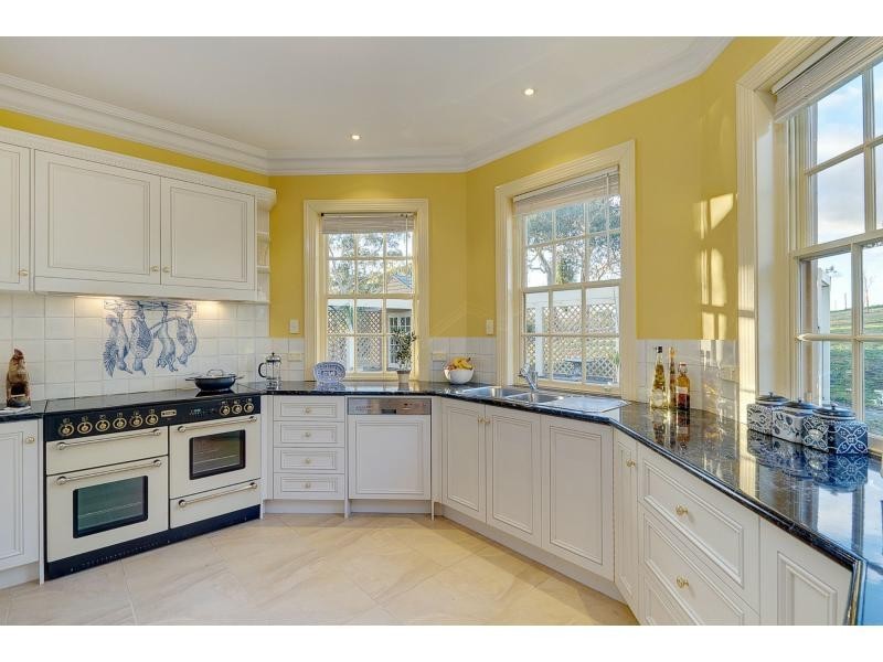 163 Taminga Grove, Bridgewater SA 5155