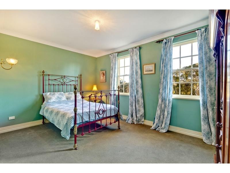 163 Taminga Grove, Bridgewater SA 5155