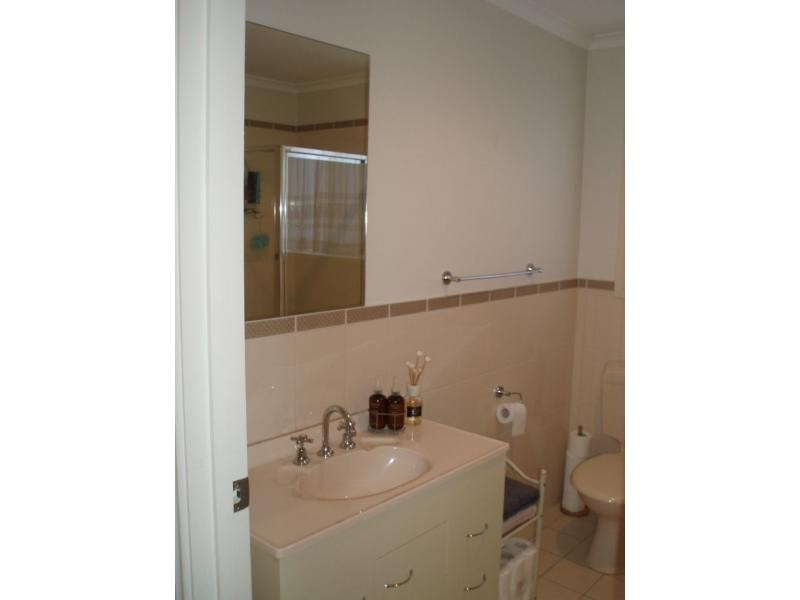 2/11 Queen Street, Mount Barker SA 5251