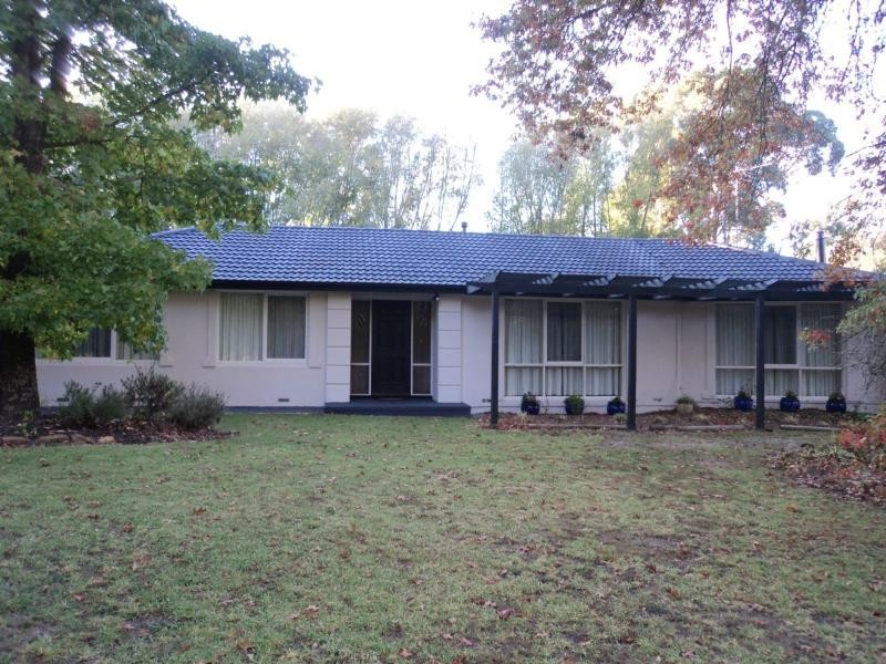 9 Fox Hill Road, Mount George SA 5155