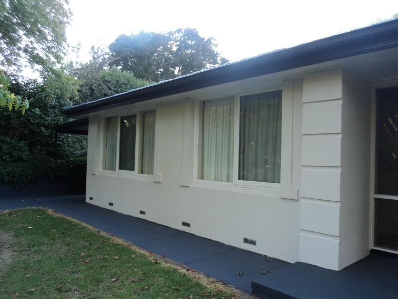 9 Fox Hill Road, Mount George SA 5155