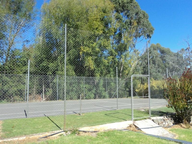 9 Fox Hill Road, Mount George SA 5155