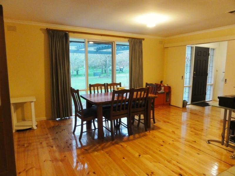 9 Fox Hill Road, Mount George SA 5155