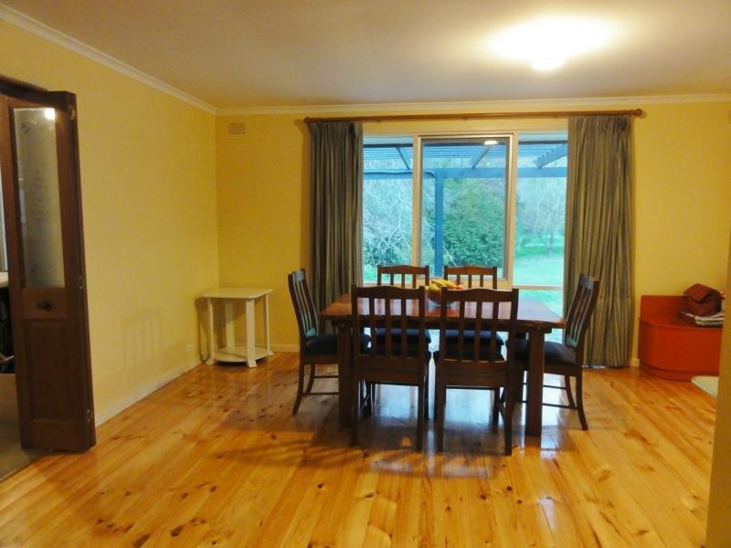 9 Fox Hill Road, Mount George SA 5155