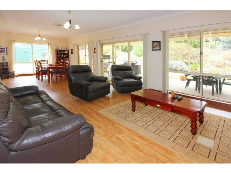 1 Yaktanga Way, Mount Barker SA 5251