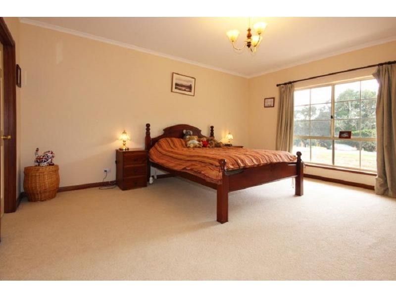1 Yaktanga Way, Mount Barker SA 5251