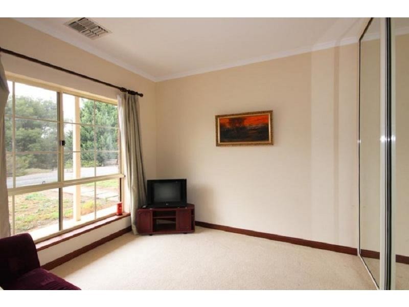 1 Yaktanga Way, Mount Barker SA 5251