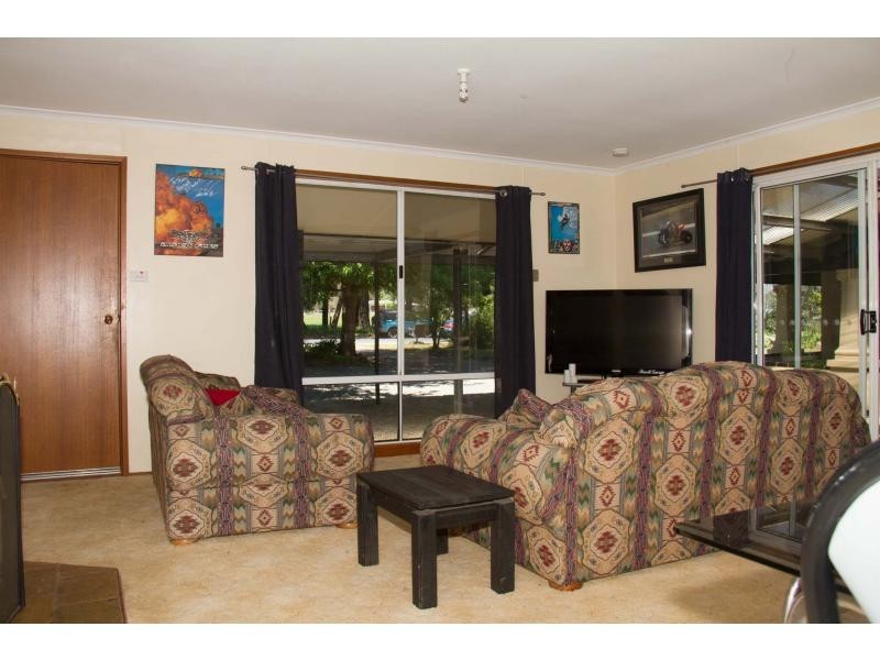 24 Brookman Road, Meadows SA 5201