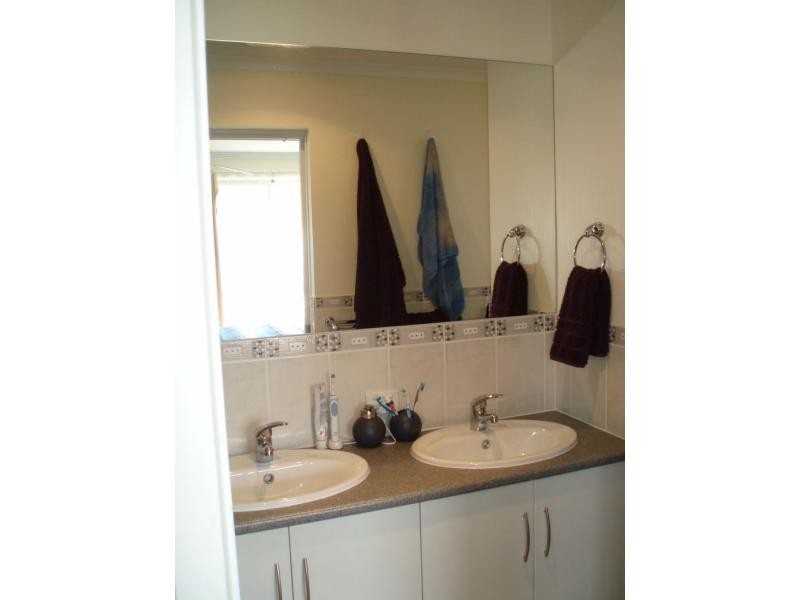 13 Highland Street, Mount Barker SA 5251