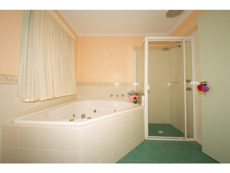 10 Stonybrook Grove, Mount Barker SA 5251