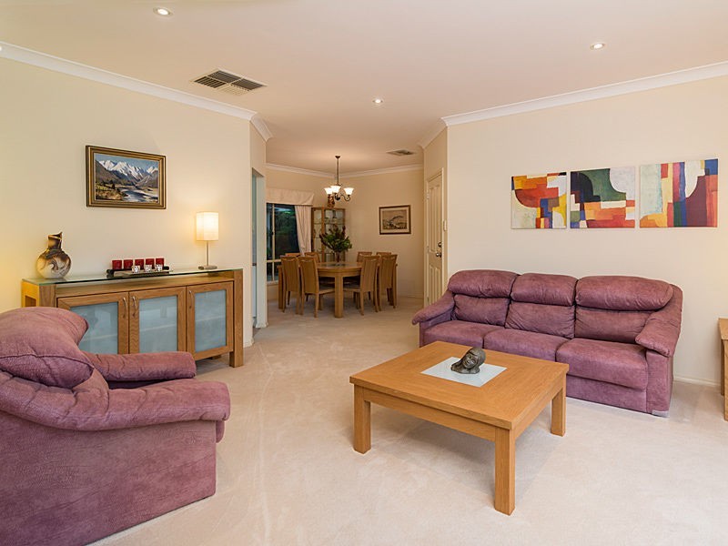 7 London Court, Mount Barker SA 5251