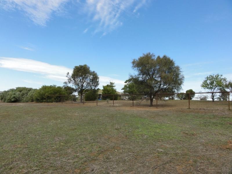 28 Avenue Road, Strathalbyn SA 5255